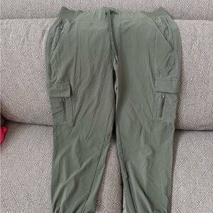 All in Motion Olive Cargo Joggers